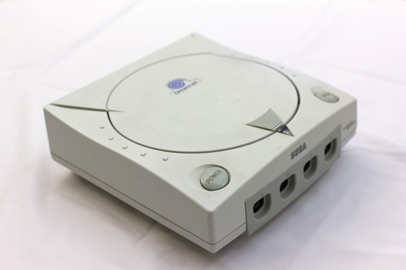 April 2016 - Dreamcast remembered, PAL console image