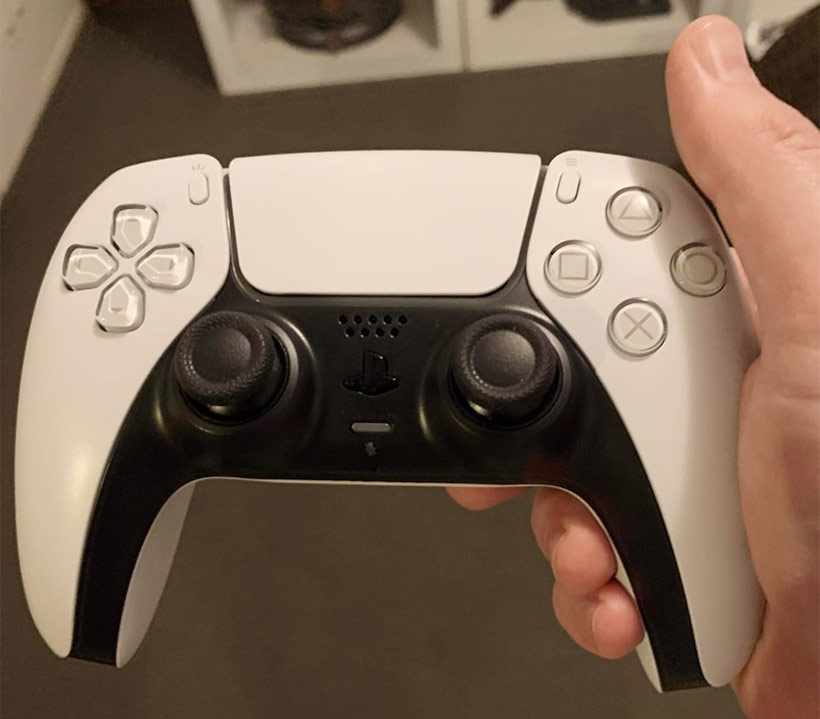 November 2020, Sony PlayStation 5 First Impressions controller